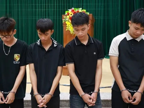 Khởi tố nhóm thanh niên đánh người do tranh cãi về việc kết nối nhạc