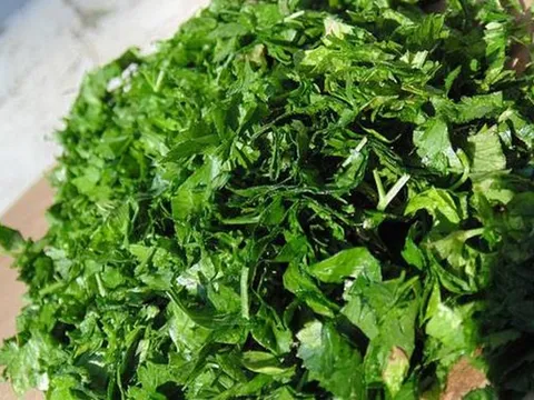 Mỹ đánh giá "rau tốt nhất thế giới", hóa ra là rau quen thuộc giá rẻ ở chợ Việt