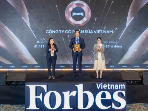Top 1 trong 25 thương hiệu dẫn đầu 2025 của Forbes Việt Nam gọi tên Vinamilk