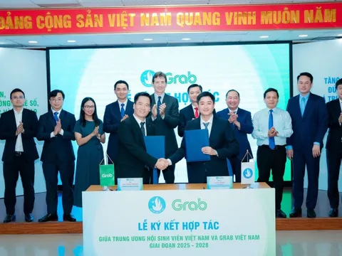 Trang bị và nâng cao kỹ năng chuyển đổi số cho sinh viên, thanh niên Việt Nam qua các hoạt động thực tiễn