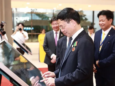 Bưu điện Việt Nam số hóa dữ liệu làm sống lại quá khứ, kiến tạo tương lai