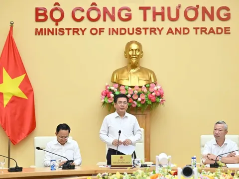 Hướng tới thị trường điện cạnh tranh, đảm bảo an ninh năng lượng