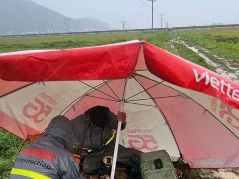 Viettel ứng cứu thành công tín hiệu viễn thông tại các xã chịu ảnh hưởng của bão số 10