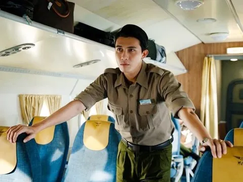 Mỹ nam "đen đủi nhất màn ảnh Việt", nay là cơ phó "đẹp không góc chết"