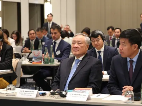 Phát biểu của Phó Thủ tướng Thường trực Nguyễn Hòa Bình tại Hội nghị xúc tiến đầu tư Trung tâm tài chính quốc tế Việt Nam-Frankfurt