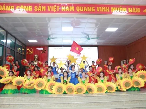 Vinh danh 50 tấm gương trẻ em gái tiêu biểu nhân Ngày Quốc tế trẻ em gái (1/10)
