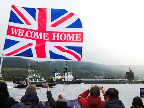 Hành trình hơn 200 ngày tuần tra răn đe của tàu ngầm hạt nhân Vanguard