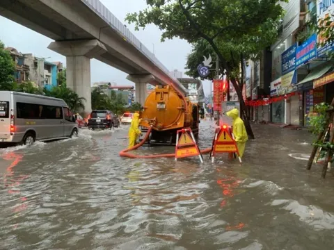 Sở Xây dựng Hà Nội đề nghị kịp thời đảm bảo thoát nước đô thị và tăng cường ứng trực