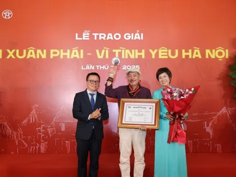 Nhạc sĩ Trần Tiến được vinh danh Giải thưởng Lớn Giải Bùi Xuân Phái- Vì tình yêu Hà Nội 2025