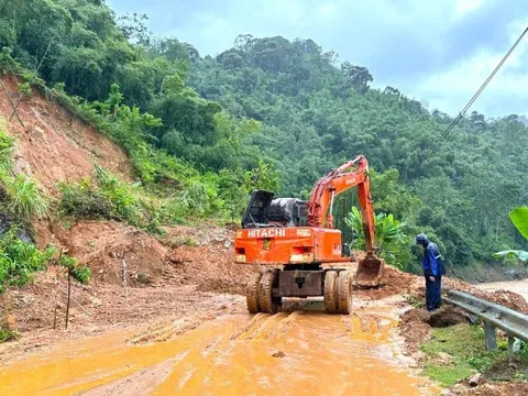 Kết cấu hạ tầng đường bộ thiệt hại gần 1.000 tỷ đồng sau bão số 10