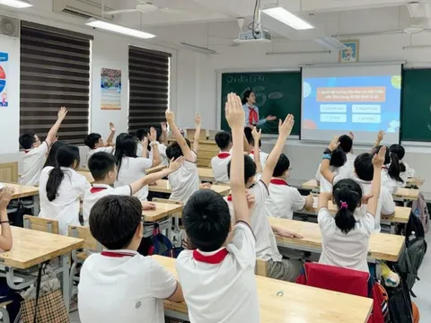 Hà Nội điều chỉnh kế hoạch dạy học linh hoạt để ứng phó bão số 11