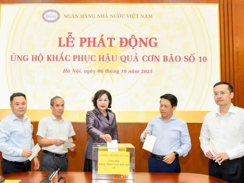 Ngành Ngân hàng chung tay ủng hộ đồng bào bị thiệt hại do bão số 10
