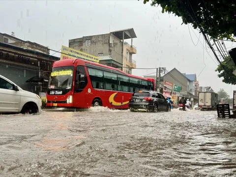 Mưa lớn tại Bắc Bộ và Thanh Hóa, đề phòng ngập úng, sạt lở