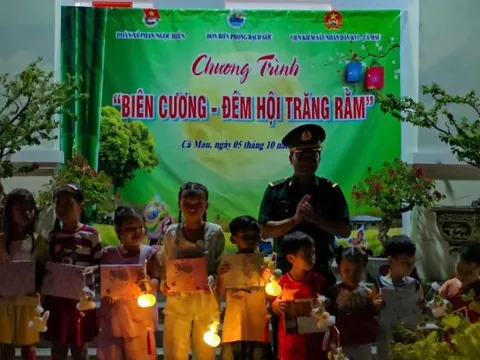 Ấm áp trung Thu nơi cực Nam tổ quốc