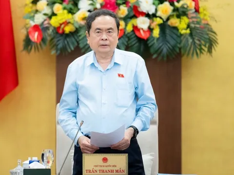 Uỷ ban Thường vụ Quốc hội xem xét công tác nhân sự