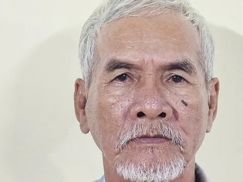 Bắt tạm giam cụ ông U80 giở trò đồi bại với bé gái 10 tuổi