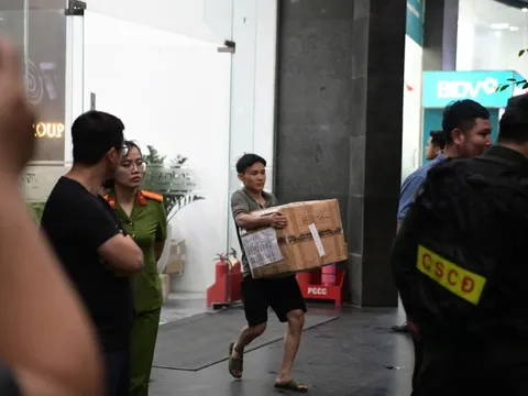 Từ vị Shark nổi tiếng đến loạt tai tiếng của những "cá mập"... mắc cạn