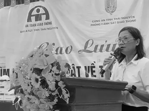 Chưa thể tổ chức lễ tang cho nữ hiệu trưởng bị lũ cuốn