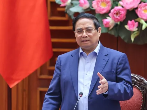 Thủ tướng chủ trì họp Thường trực Chính phủ: Triển khai ngay nhiều giải pháp cấp bách khắc phục hậu quả bão lũ