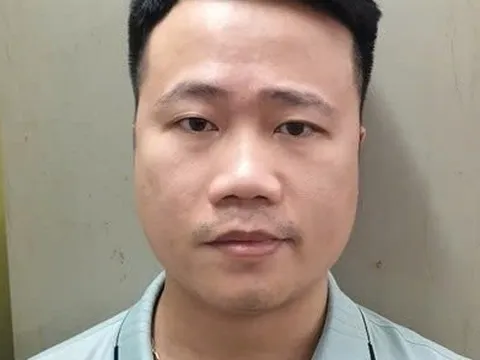 Thủ đoạn nào giúp nhóm đối tượng chiếm đoạt 10 tỷ đồng của 4.800 nhà đầu tư trên sàn World Mall?