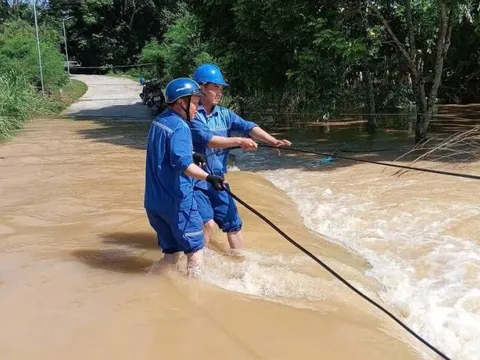 Dịch vụ của VNPT bảo đảm phục vụ chính quyền và người dân vùng mưa lũ