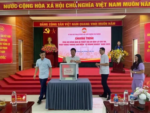 Phú Thượng phát động ủng hộ đồng bào vùng bão, lũ và Tháng cao điểm “Vì người nghèo” năm 2025