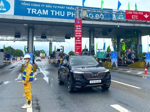 Thêm 5 tuyến cao tốc miễn phí đường bộ cho xe cứu trợ đồng bào vùng lũ