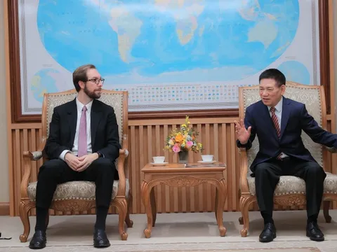 Phó Thủ tướng Hồ Đức Phớc tiếp lãnh đạo Tập đoàn Tether