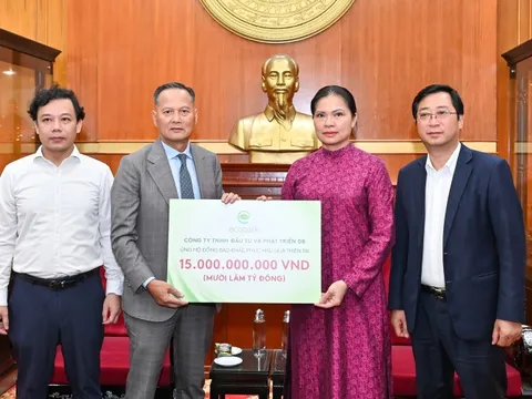 Nhà sáng lập Ecopark ủng hộ đồng bào chịu hậu quả của thiên tai 15 tỷ đồng