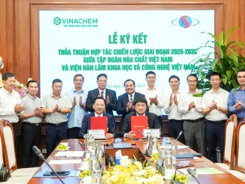 VINACHEM và Viện Hàn lâm Khoa học và Công nghệ Việt Nam ký kết hợp tác chiến lược