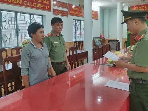 Tổ chức cho người khác xuất cảnh trái phép, người đàn ông bị khởi tố