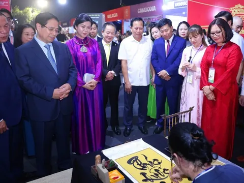 SHB, T&T Group chung tay kết nối, lan tỏa tinh hoa văn hóa Việt Nam tại Lễ hội Văn hóa Thế giới