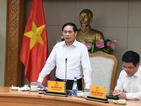 Phó Thủ tướng Bùi Thanh Sơn chủ trì họp rà soát tiến độ chuẩn bị tổ chức Hội chợ Mùa thu 2025