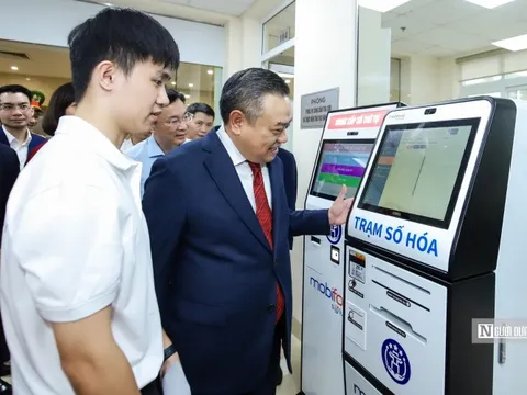 Chấm điểm hàng tháng với lãnh đạo bộ, ngành, địa phương trong chuyển đổi số