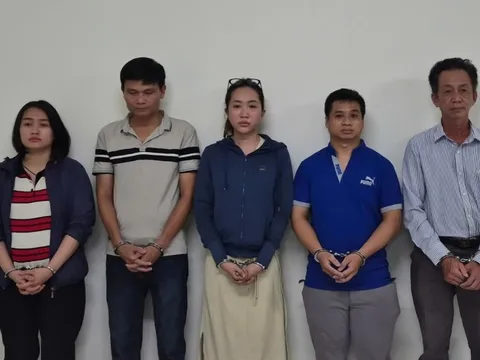 Vụ cô gái tử vong ở bệnh viện thẩm mỹ: Bắt tạm giam 5 đối tượng trong ê-kíp phẫu thuật