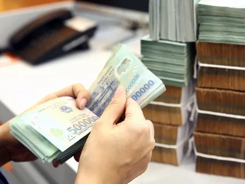 Bản tin 14/10: Thông tin về lộ trình điều chỉnh mức lương tối thiểu 2026