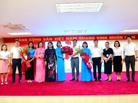 Ra mắt công đoàn phường Dương Nội trực thuộc LĐLĐ thành phố Hà Nội