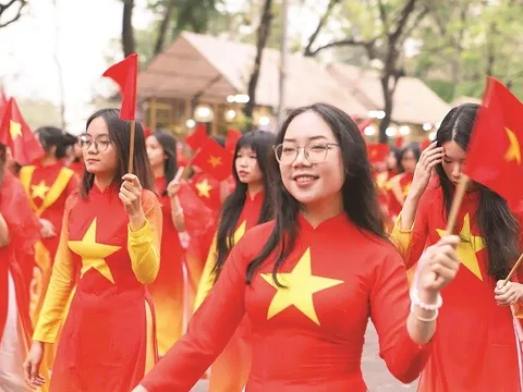 Từ truyền thống ngàn năm văn hiến, anh hùng đến Thủ đô văn minh, hiện đại