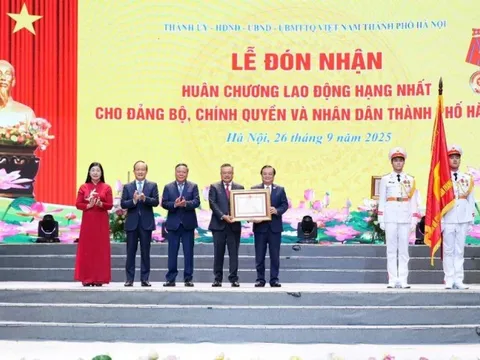 Hà Nội thực hiện thắng lợi Nghị quyết Đại hội XVII góp phần tạo thế và lực mới, vững bước tiến vào kỷ nguyên mới của dân tộc