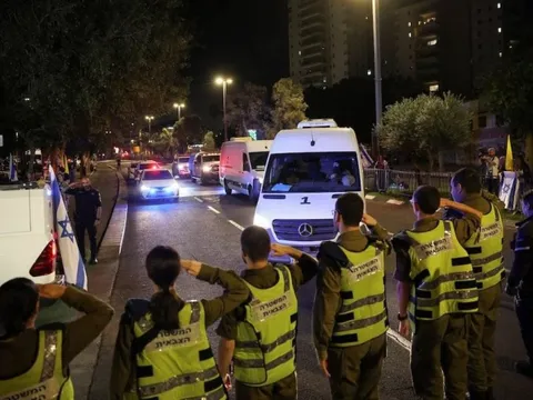 Israel đe doạ cắt giảm viện trợ, buộc Hamas hoàn trả thi thể con tin