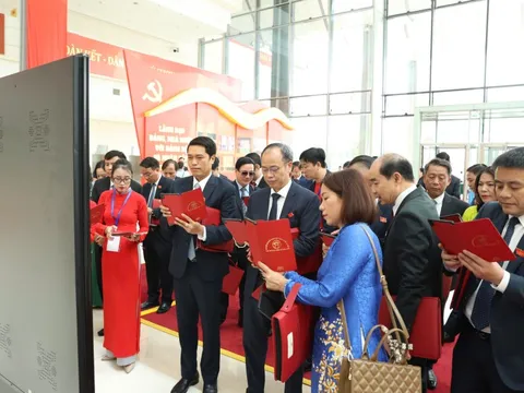 Dấu ấn ứng dụng công nghệ tại Đại hội Đại biểu Đảng bộ thành phố Hà Nội lần thứ XVIII