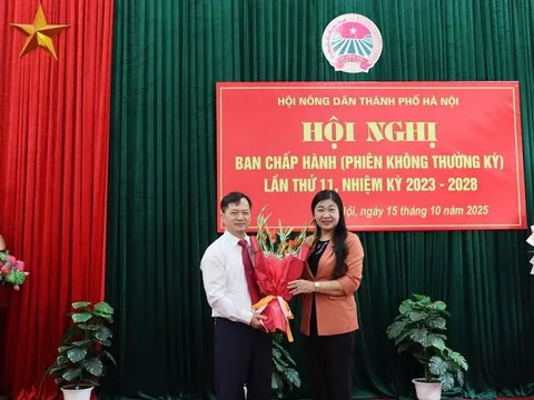 Đồng chí Trần Văn Nhung giữ chức Phó Chủ tịch Hội Nông dân Thành phố Hà Nội nhiệm kỳ 2023-2028