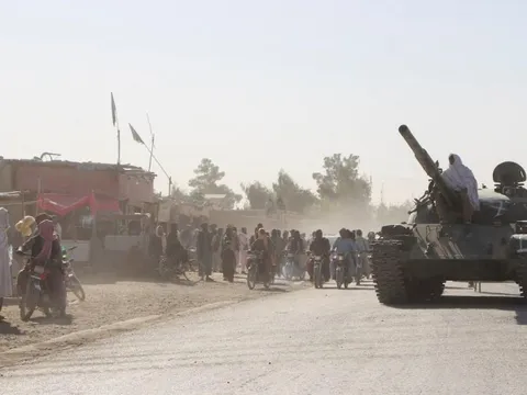 Pakistan, Afghanistan thống nhất ngừng bắn sau hàng loạt vụ xô xát, không kích