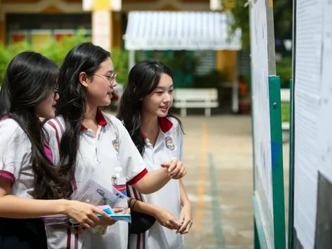 Bản tin 16/10: Nhiều đại học công bố phương án tuyển sinh 2026, thí sinh cần lưu ý