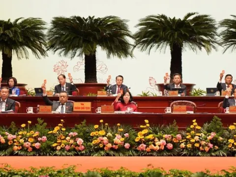 100% đại biểu biểu quyết thông qua số lượng Ủy viên Ban Chấp hành Đảng bộ thành phố Hà Nội khóa XVIII ​