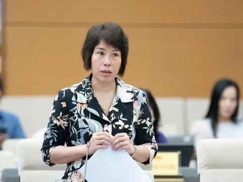 Đề xuất cấm đầu tư kinh doanh thuốc lá điện tử, thuốc lá nung nóng