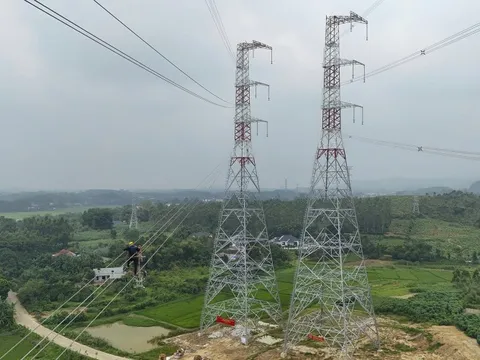 Đường dây 500 kV Lào Cai - Vĩnh Yên: Biểu tượng mới của ý chí và trí tuệ ngành điện