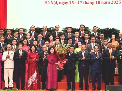 Bắt tay ngay vào việc cụ thể hoá Nghị quyết Đại hội Đảng bộ thành phố Hà Nội