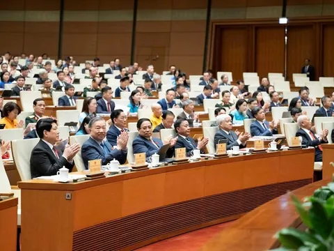 Khai mạc trọng thể kỳ họp thứ 10, Quốc hội khoá XV nhiệm kỳ 2021-2026