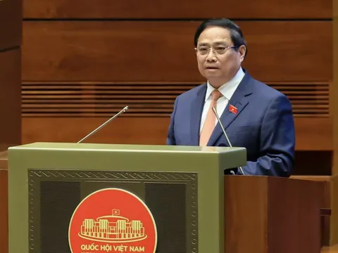 Thủ tướng: Kinh tế Việt Nam khẳng định đủ sức chống chịu trước các cú sốc bên ngoài, tăng trưởng cao hàng đầu thế giới